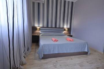 2-местный номер делюкс с угловым балконом в Гостинице Ассоль